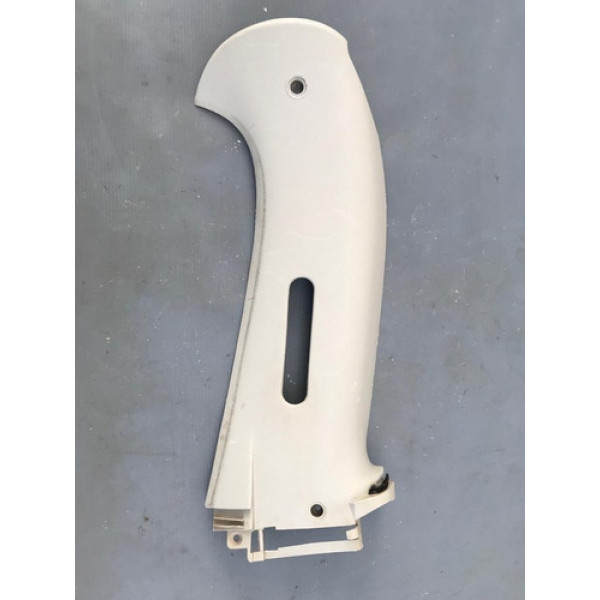 Moldura Acabamento Coluna Interna Direita Celta 04-06