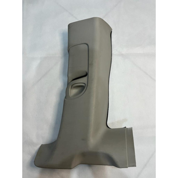 Acabamento Coluna Central Cinto Esquerdo Zafira 2005 