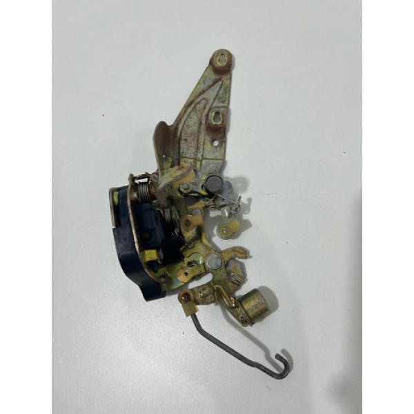 Fechadura Traseira Esquerda Vectra 94 Á 96    