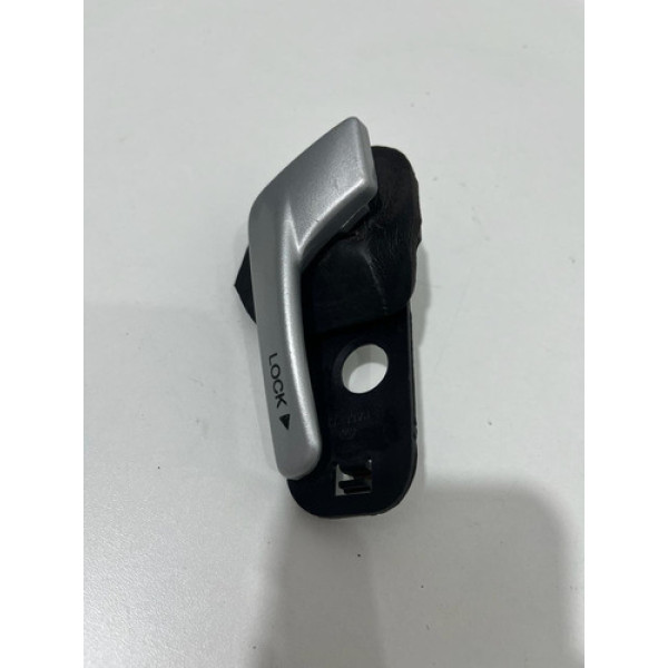 Maçaneta Interna Traseira Esquerda Siena  Strada 04 A 16  Prata