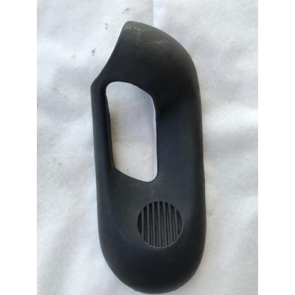 Moldura Maçaneta Dianteira Esquerda Corsa Classic Dianteira