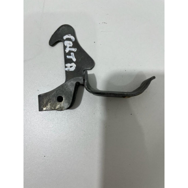 Gancho Trava Capô  Celta De 2001 Á 2016