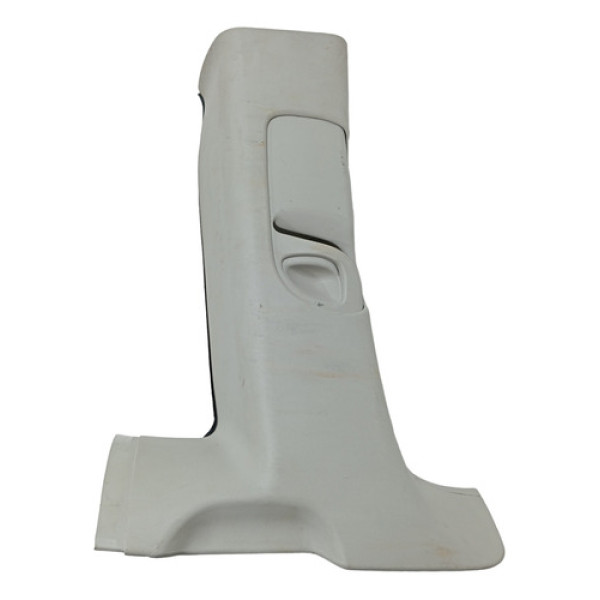 Acabamento Coluna Central Cinto Direito Zafira 2005 