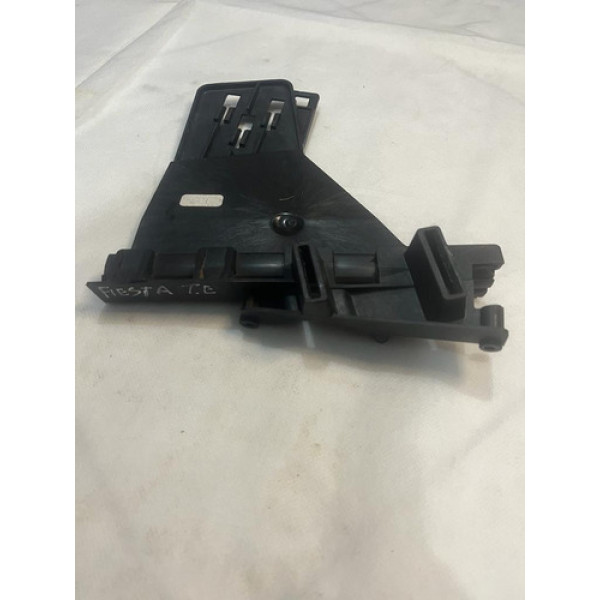 Suporte Maçaneta Traseira Esquerda Ford New Fiesta 13 Á 18 