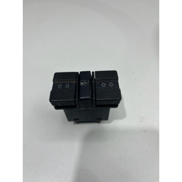 Botão Comando Vidro Elétrico E Trava Vidros Vw Golf 93 Á 97 