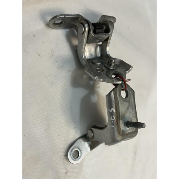 Dobradiça Porta Traseira Esquerda  New Fiesta 13 Á 18 