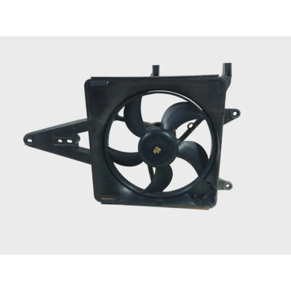 Ventoinha E Defletor Palio Siena Strada 1996 À 2000